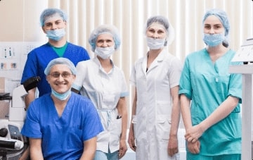 image 1 : En yüksek kategorideki profesyoneller, laboratuvarlardan oluşan bir ekip
